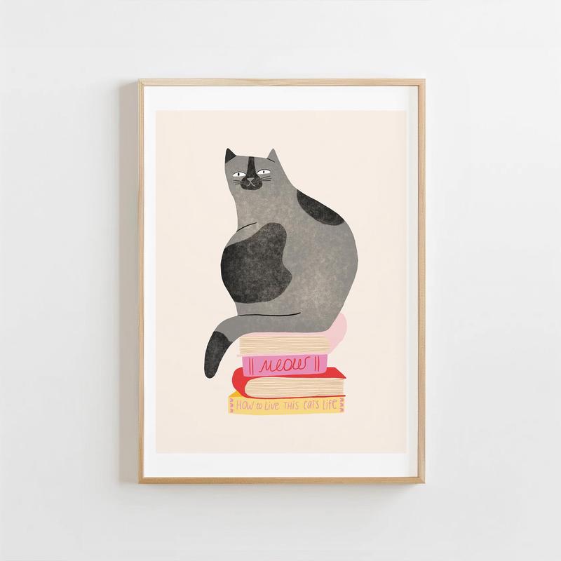 The Scholarly Spotted Cat